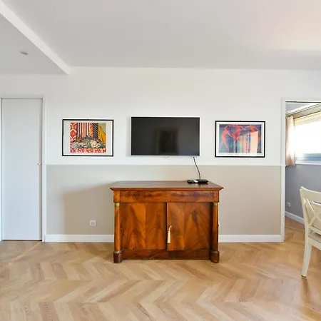 Apartament L'alizee Avec Jolie Terrasse Vue Sur La Ville, Dans Le Centre De *