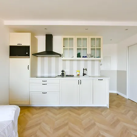 Appartement L'alizee Avec Jolie Terrasse Vue Sur La Ville, Dans Le Centre De
